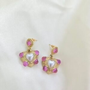 Chic touch earrings